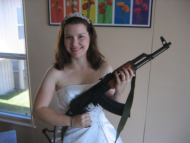 gun_wedding09