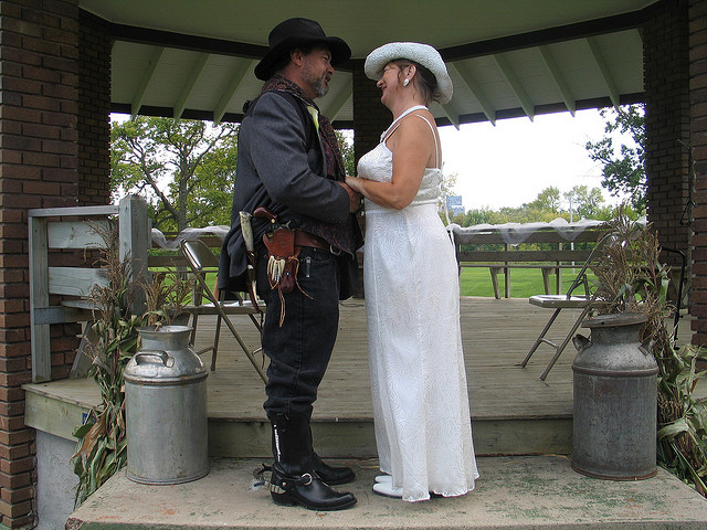 gun_wedding10