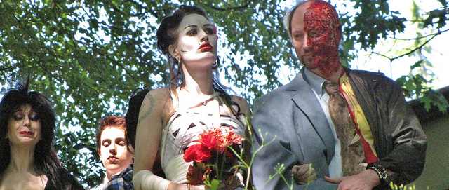 monster_wedding